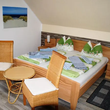 Apartment Strandsonne 3 *